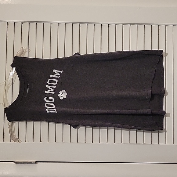 Modern Lux Tops - NWOT Modern Lux Dog Mom muscle shirt sz Large